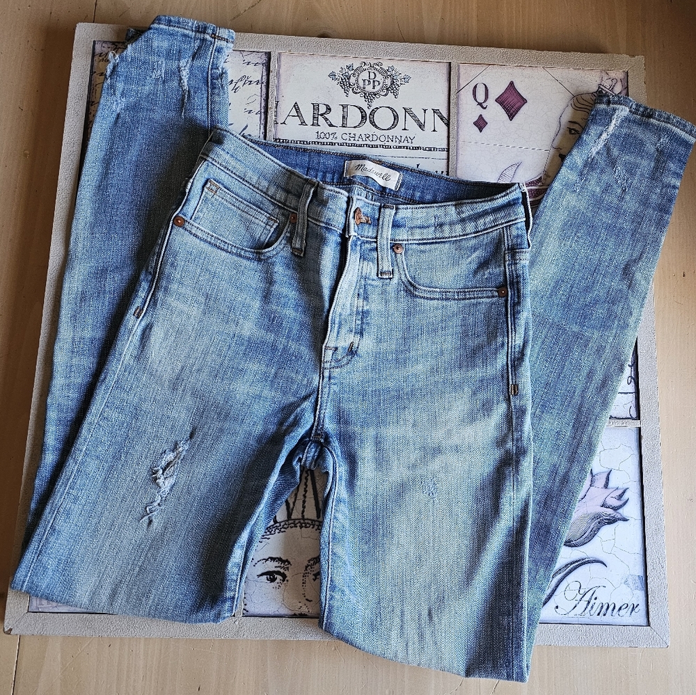 High Rise Skinny Distressed Madewell Jean's